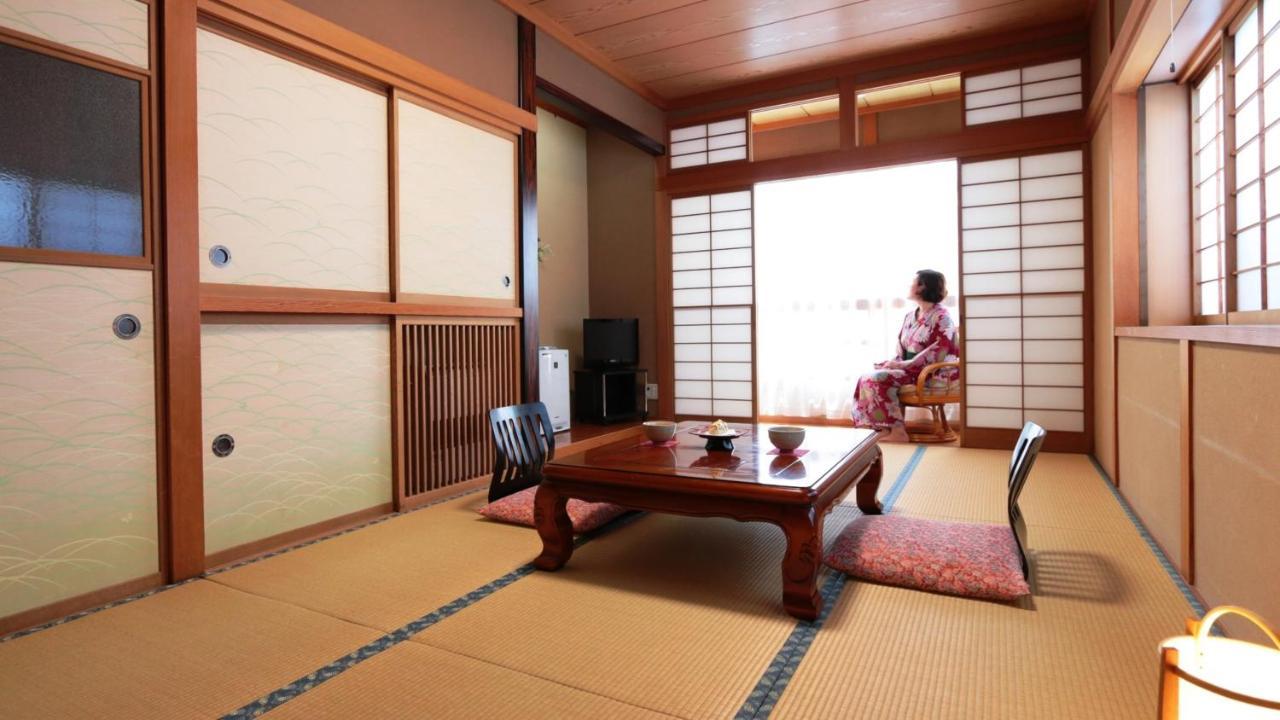 Baigetsu Ryokan Shimosuwa Zewnętrze zdjęcie